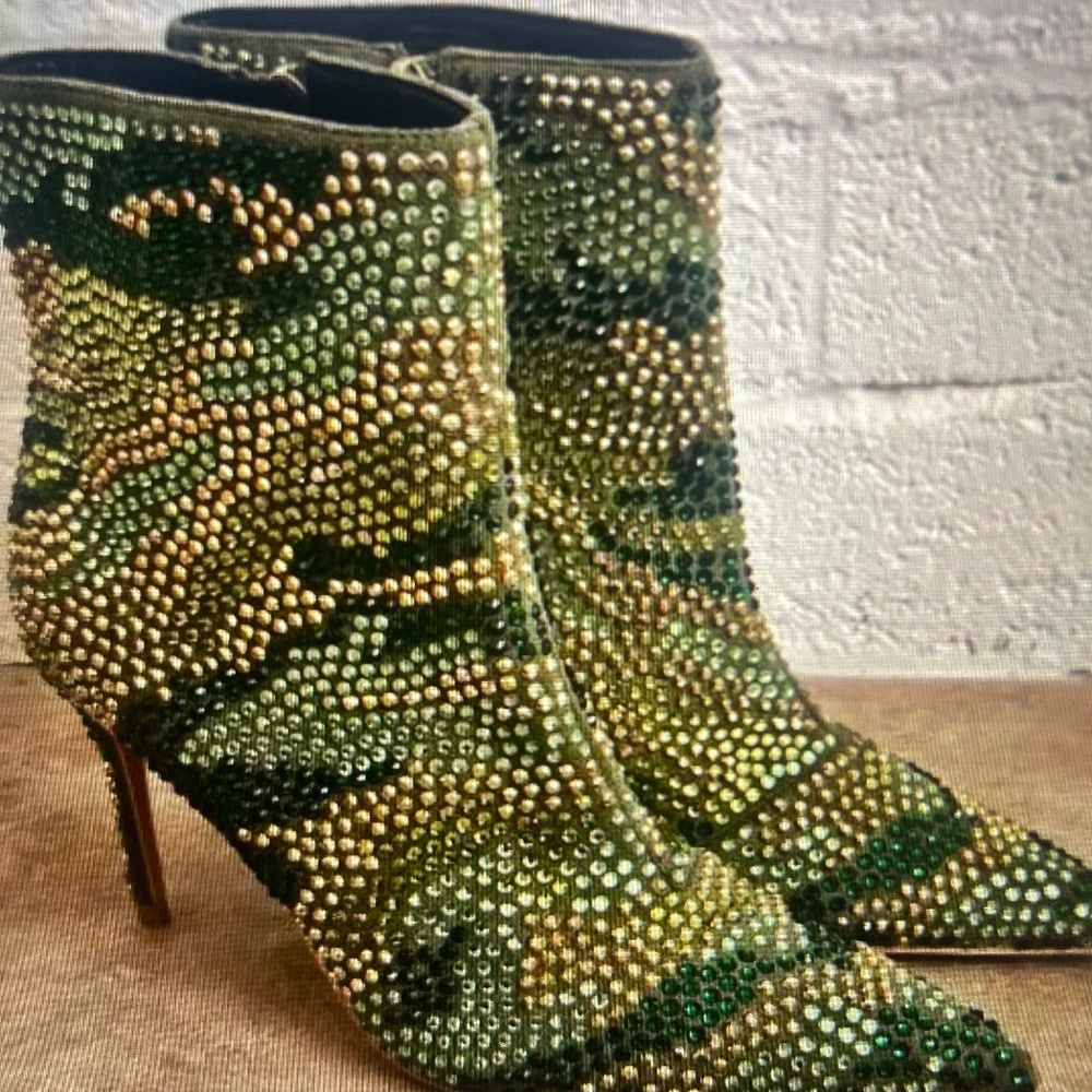 NEW Kurt Geiger London Belgravia Women's  Green Rhinestone Bootie SZS Various
